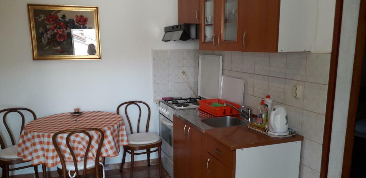 Apartment Perovic Baska Voda Exterior photo